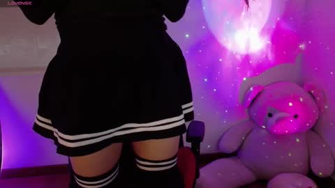 Lia online show from November 11, 2025, 10:43 pm