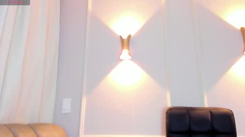 liz walton online show from December 2, 2025, 12:21 pm