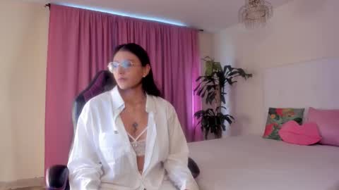 Snapshot of liaa_moretti_ chatting on January 10, 2026, 3:25 pm Liaa online show from January 10, 2026, 3:25 pm