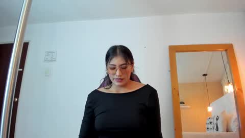 Snapshot of liaa_moretti_ chatting on February 8, 2026, 1:14 pm Liaa online show from February 8, 2026, 1:14 pm