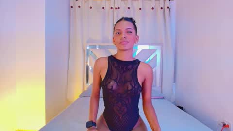 Lia online show from March 25, 2026, 4:40 am