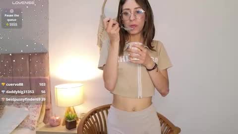 Snapshot of liaaa___ chatting on January 17, 2025, 5:30 pm Lia online show from January 17, 2025, 5:30 pm