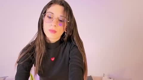 Snapshot of liaaa___ chatting on December 14, 2025, 1:38 pm Lia online show from December 14, 2025, 1:38 pm