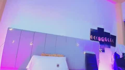 Liaa online show from March 22, 2026, 6:22 pm