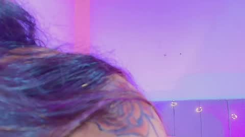 Liaa online show from April 1, 2026, 6:16 pm