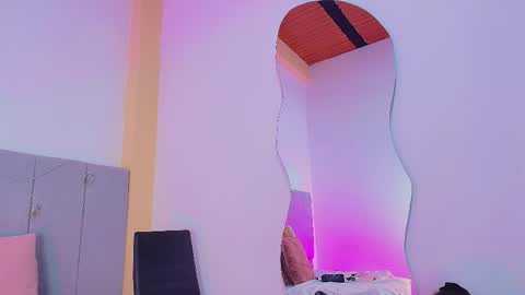 Liaa online show from April 4, 2026, 6:16 pm