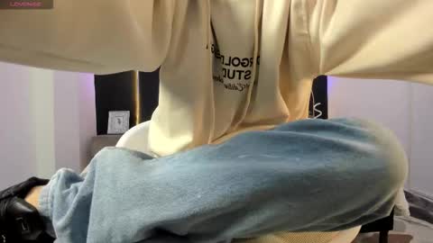 Snapshot of liaamsmiith_ chatting on October 29, 2025, 12:18 pm Liam Smith online show from October 29, 2025, 12:18 pm