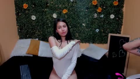 liaandjefferson online show from December 22, 2024, 7:54 am