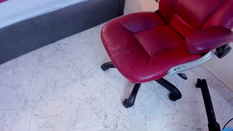 Snapshot of liabell_ chatting on June 23, 2026, 7:01 pm Lia Bell online show from June 23, 2026, 7:01 pm