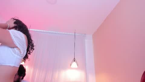 Snapshot of liabell_ chatting on July 7, 2026, 6:56 pm Lia Bell online show from July 7, 2026, 6:56 pm