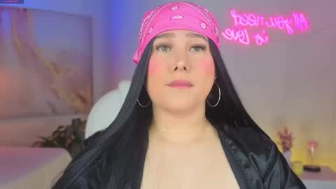 Snapshot of liacox chatting on November 4, 2025, 3:05 am Lia Cox online show from November 4, 2025, 3:05 am