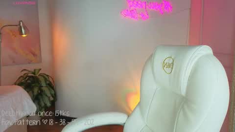 Snapshot of liacox chatting on November 13, 2025, 3:16 am Lia Cox online show from November 13, 2025, 3:16 am