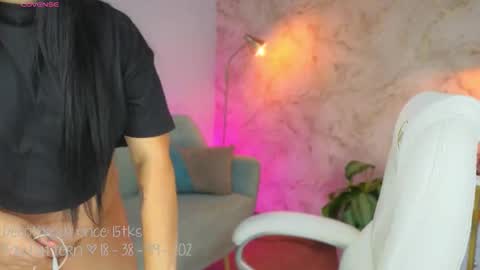 Snapshot of liacox chatting on December 16, 2025, 3:11 am Lia Cox online show from December 16, 2025, 3:11 am