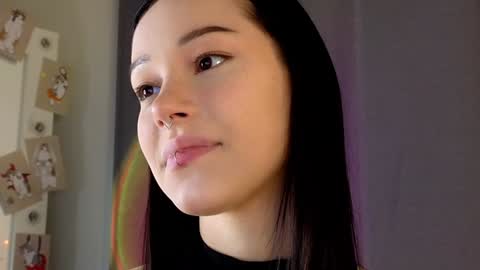 Lia  online show from December 5, 2024, 8:33 am