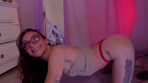 Snapshot of liahilton_ chatting on February 19, 2026, 3:19 pm lh6 9c online show from February 19, 2026, 3:19 pm