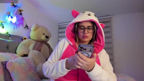 Snapshot of liahkimi chatting on February 22, 2026, 12:34 am Lia online show from February 22, 2026, 12:34 am