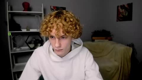 Liam online show from March 5, 2025, 7:16 am