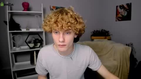 Liam online show from March 5, 2025, 10:22 am