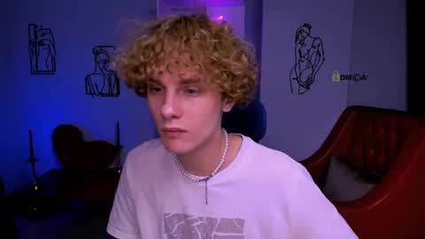 Liam online show from March 10, 2025, 12:37 pm