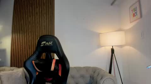 Liam Collins online show from May 22, 2026, 11:49 am