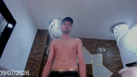 Snapshot of liam_drake chatting on July 9, 2026, 12:20 pm liam_drake online show from July 9, 2026, 12:20 pm