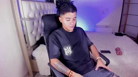 Liam online show from May 30, 2026, 8:50 pm