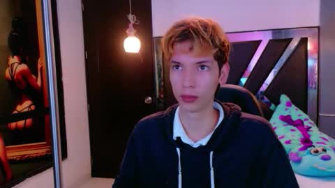 liam_green1 online show from February 7, 2026, 12:20 pm