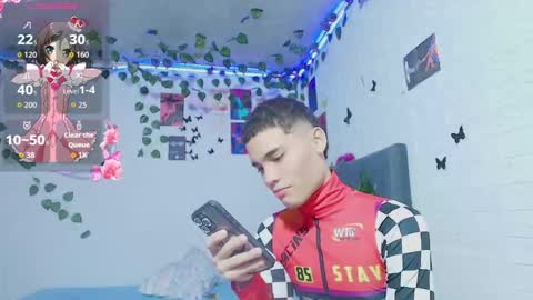 Snapshot of liam_honey18 chatting on November 5, 2025, 9:53 am liam_honey18 online show from November 5, 2025, 9:53 am