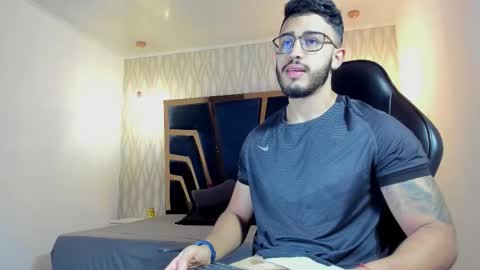 LIAM KLEIN online show from March 20, 2026, 11:15 am