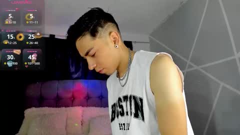 Snapshot of liam_l1 chatting on September 10, 2025, 11:10 am Liam online show from September 10, 2025, 11:10 am