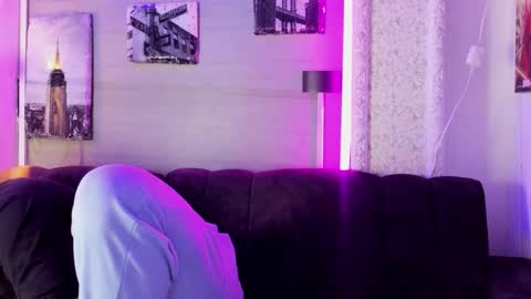 liam online show from December 4, 2025, 12:36 pm