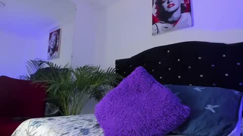 Call me Lian online show from April 27, 2026, 2:15 pm