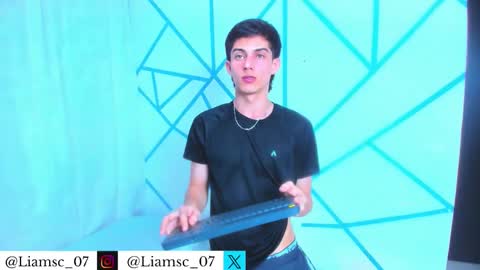 Snapshot of liam_scott77 chatting on February 27, 2026, 10:32 pm Liam scott77 online show from February 27, 2026, 10:32 pm