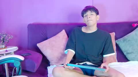 Snapshot of liam_sinclair chatting on February 24, 2026, 8:07 pm Liam online show from February 24, 2026, 8:07 pm