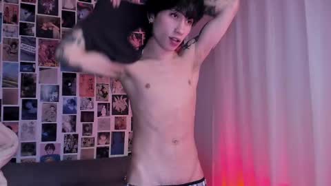 Snapshot of liamelf chatting on February 13, 2025, 8:06 am Liam online show from February 13, 2025, 8:06 am