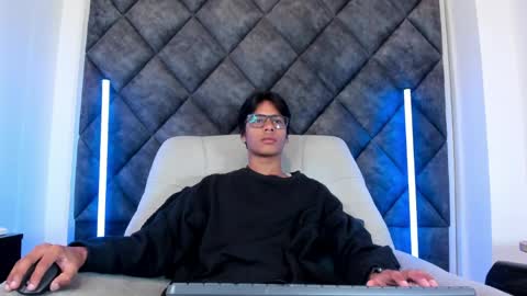 Snapshot of liamkron chatting on May 15, 2026, 10:55 am Liam twink big dick online show from May 15, 2026, 10:55 am