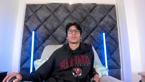 Snapshot of liamkron chatting on May 20, 2026, 11:16 am Liam twink big dick online show from May 20, 2026, 11:16 am