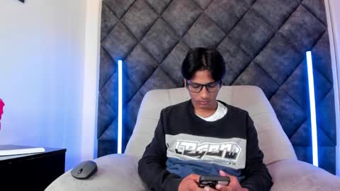 Snapshot of liamkron chatting on May 22, 2026, 10:54 am Liam twink big dick online show from May 22, 2026, 10:54 am