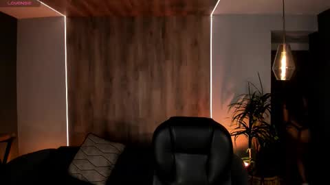 Snapshot of liammcarter chatting on November 23, 2025, 3:50 am Liam online show from November 23, 2025, 3:50 am