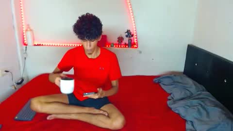 LIAM  KAI online show from April 16, 2026, 2:56 am