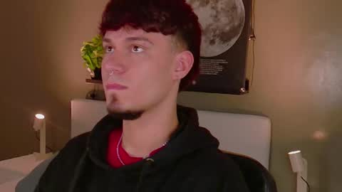 Snapshot of liamthunder05_ chatting on October 13, 2025, 7:36 pm Liam Thunder online show from October 13, 2025, 7:36 pm