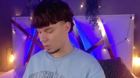 Snapshot of liamthunder05_ chatting on November 20, 2025, 3:07 am Liam Thunder online show from November 20, 2025, 3:07 am