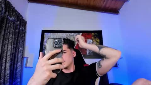 Snapshot of liamwyatt_ chatting on November 9, 2025, 3:05 am liamwyatt_ online show from November 9, 2025, 3:05 am