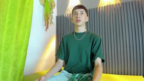 lian_cameron online show from March 2, 2026, 4:03 am