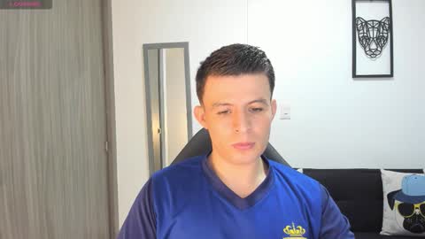 Snapshot of lian_eathan chatting on October 15, 2025, 9:15 pm lian_eathan online show from October 15, 2025, 9:15 pm