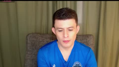 Snapshot of lian_eathan chatting on November 6, 2025, 8:54 pm lian_eathan online show from November 6, 2025, 8:54 pm