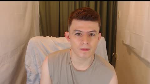 Snapshot of lian_eathan chatting on November 30, 2025, 1:59 pm lian_eathan online show from November 30, 2025, 1:59 pm