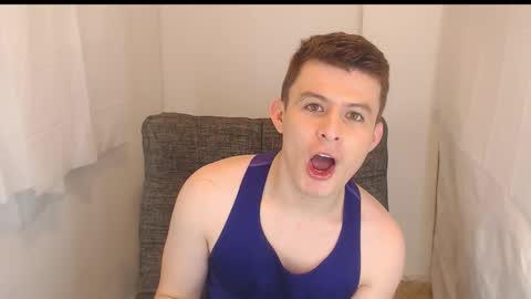 Snapshot of lian_eathan chatting on December 13, 2025, 7:53 pm lian_eathan online show from December 13, 2025, 7:53 pm