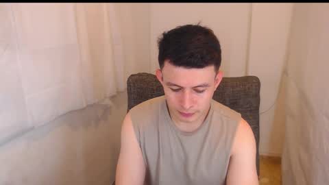 Snapshot of lian_eathan chatting on January 11, 2026, 3:06 pm lian_eathan online show from January 11, 2026, 3:06 pm