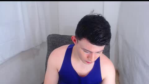 Snapshot of lian_eathan chatting on February 1, 2026, 3:32 pm lian_eathan online show from February 1, 2026, 3:32 pm